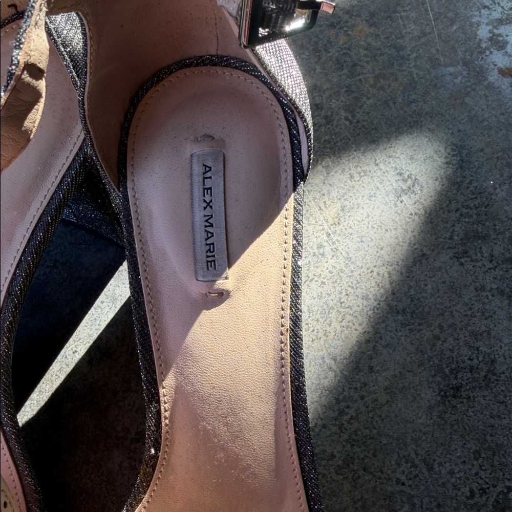 Alex Marie Women's Gray Block Heel Sandals with Floral Embellishment - Picture 2 of 2